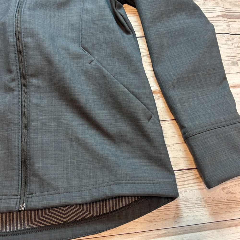 Under Armour Jacket Gray Soft Shell Cold Gear Loo… - image 2